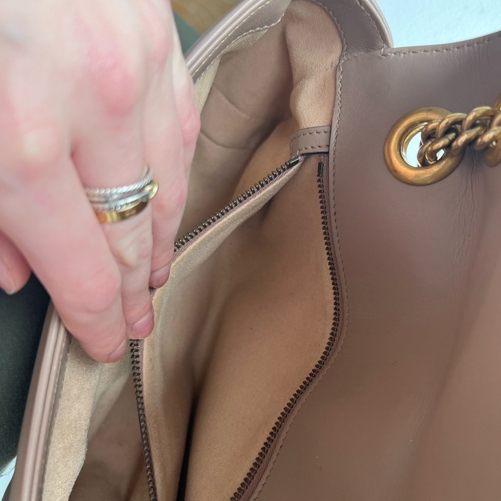 Gucci Marmont Small Shoulder Bag - Picture 7 of 10